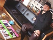 裸じゃない。羞じらいが見たいんだ 田中知之（FPM）07